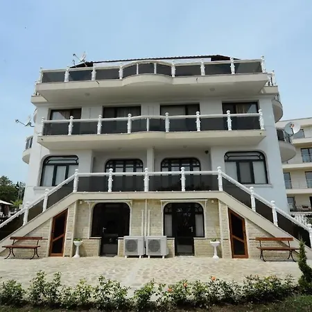 алла בית הארחה ביאלה