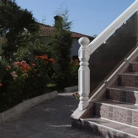Guest house алла