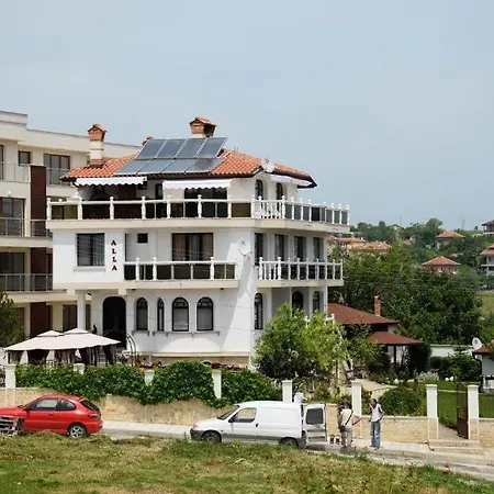 алла בית הארחה