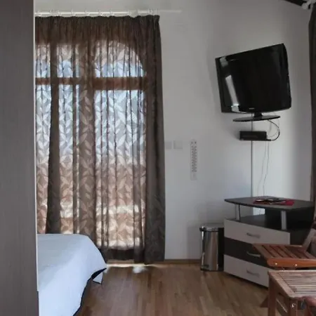 алла בית הארחה